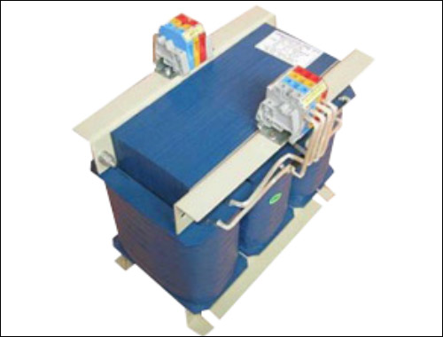 Three-Phase Control Transformers